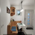 Gaestezimmer La Siesta *