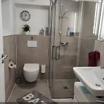 Gaestezimmer La Siesta 오티스하임