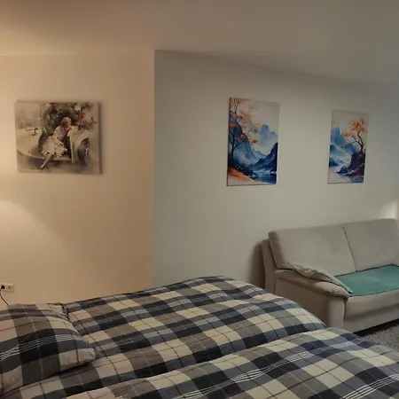 Gaestezimmer La Siesta *