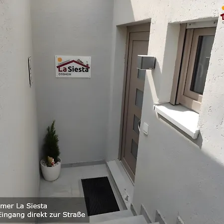 Апартаменты Gaestezimmer La Siesta
